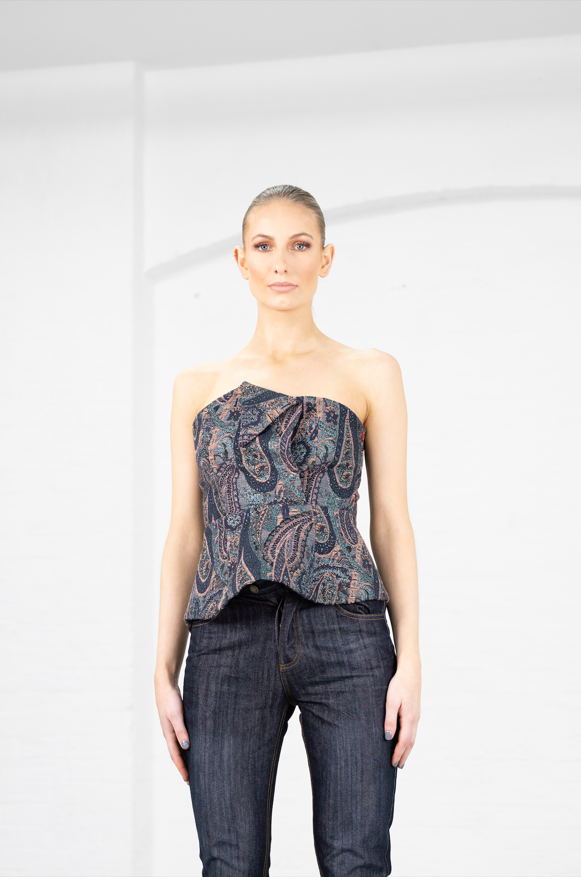 Yara Asymmetric Top (Metallic Black)